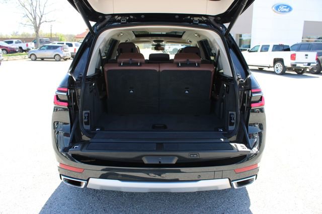 Used 2023 BMW X7 xDrive40i w/ Premium Package image 7