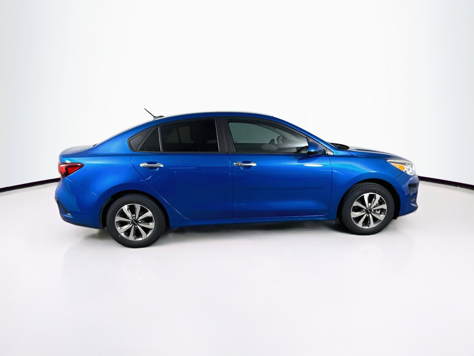 Used 2023 Kia Rio S w/ Technology Package FWD image 2