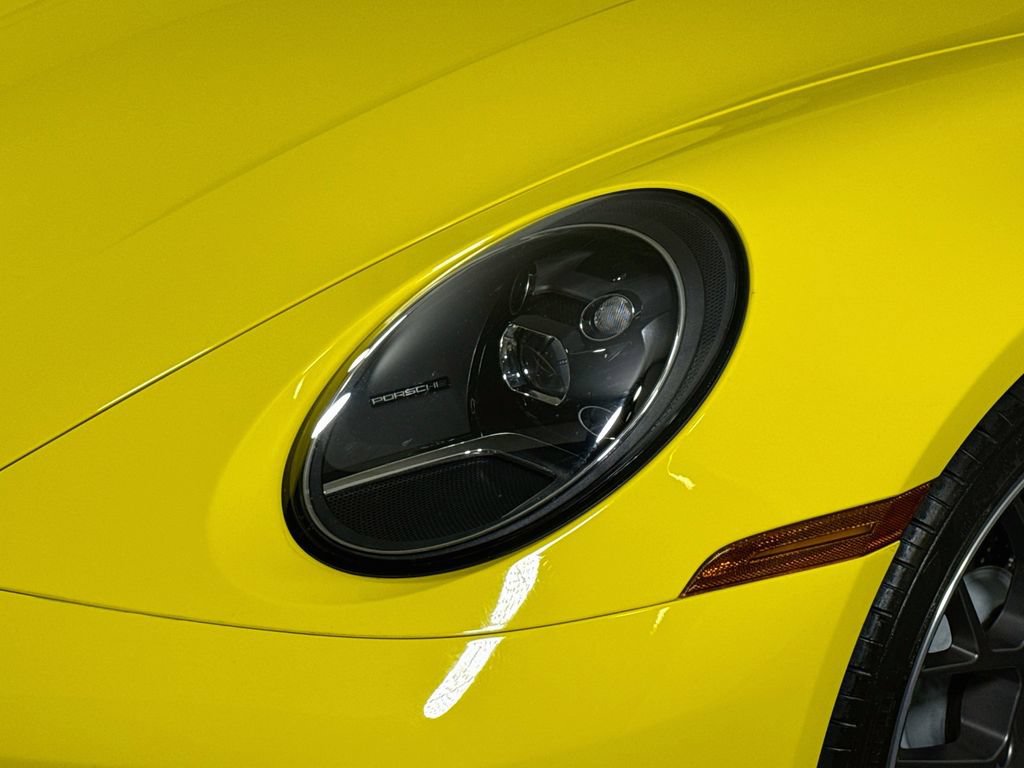 Used 2021 Porsche 911 Carrera RWD image 27