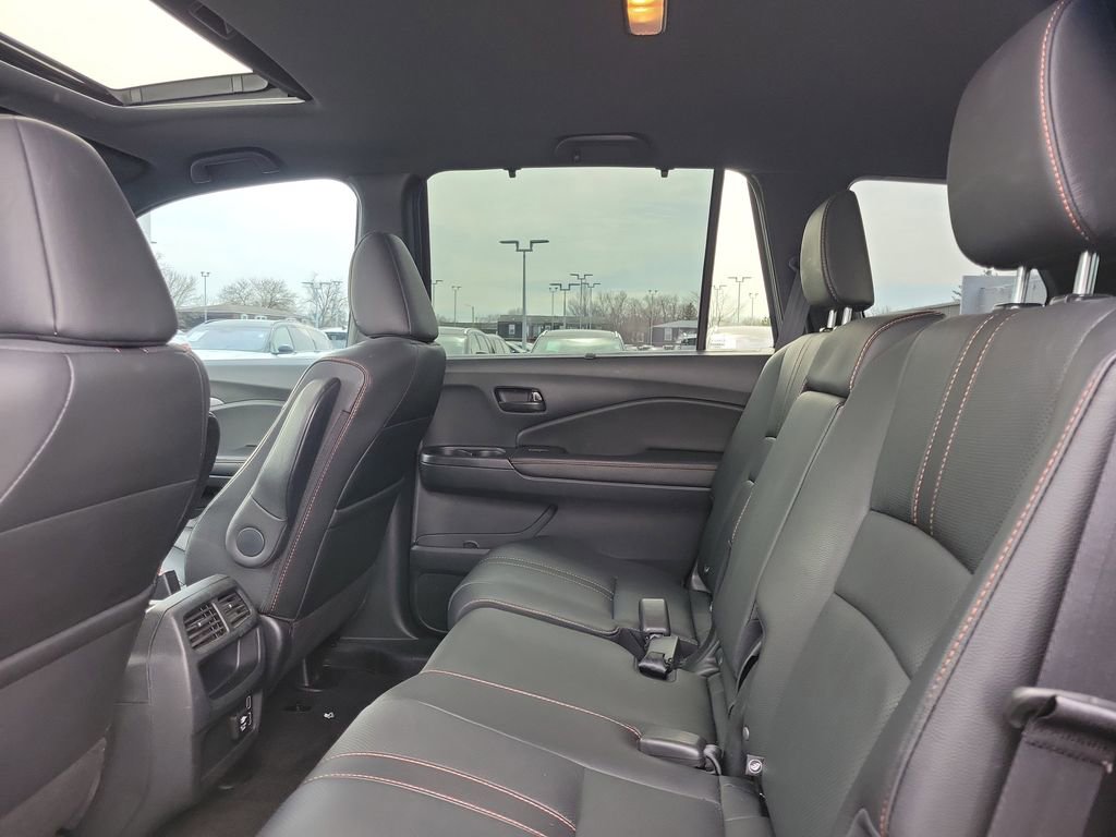 Used 2022 Honda Passport TrailSport image 13