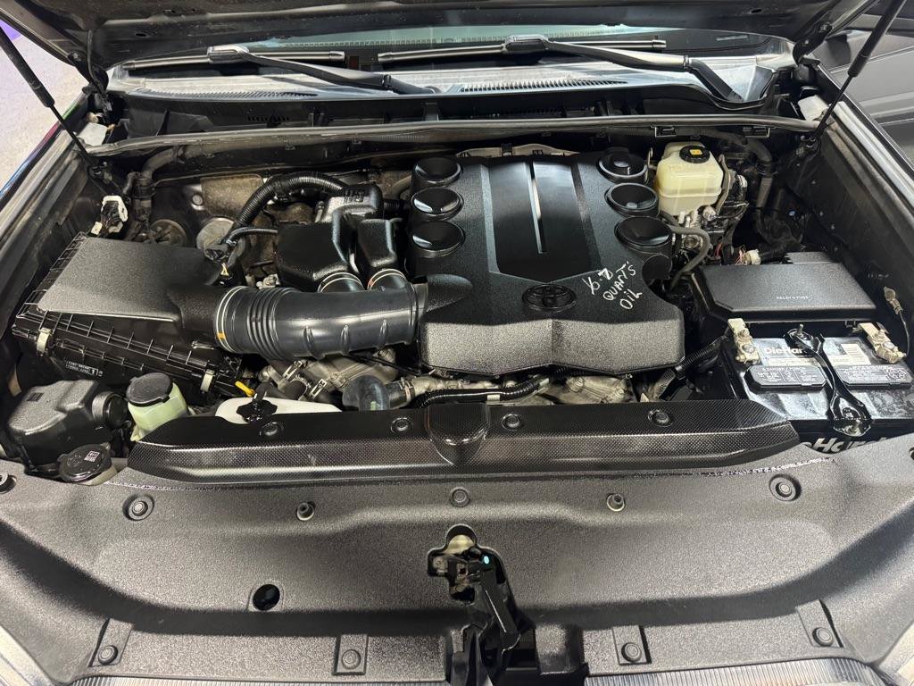 Used 2019 Toyota 4Runner TRD Off-Road AWD/4WD image 10