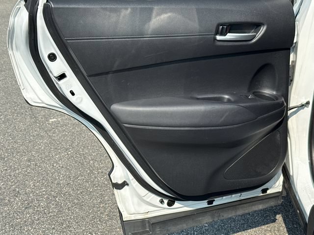 Used 2023 Toyota Corolla Cross XLE w/ Convenience Package FWD image 22
