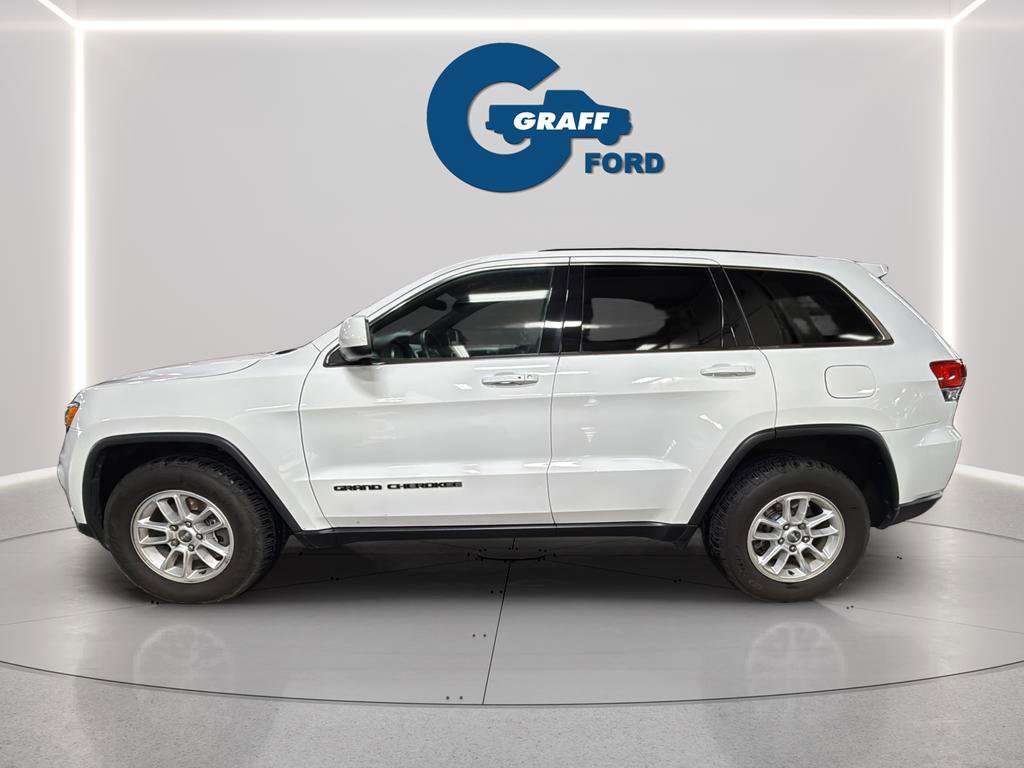 Used 2019 Jeep Grand Cherokee Laredo image 3