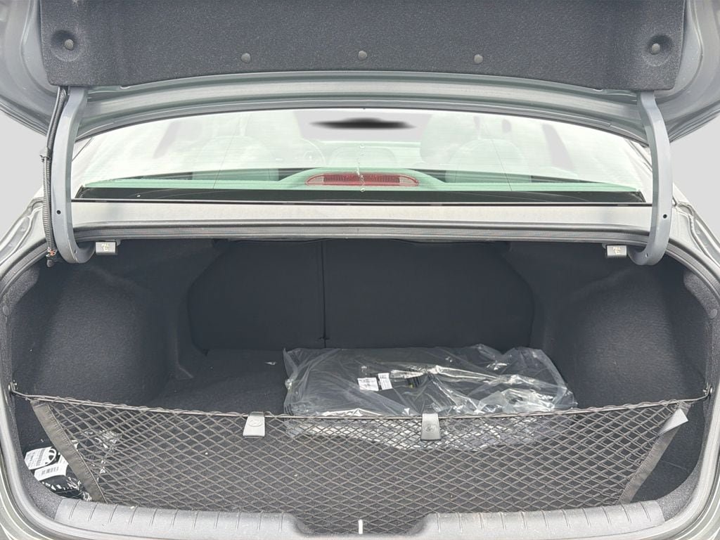 Certified 2024 Hyundai Elantra SEL w/ Convenience Package FWD image 28