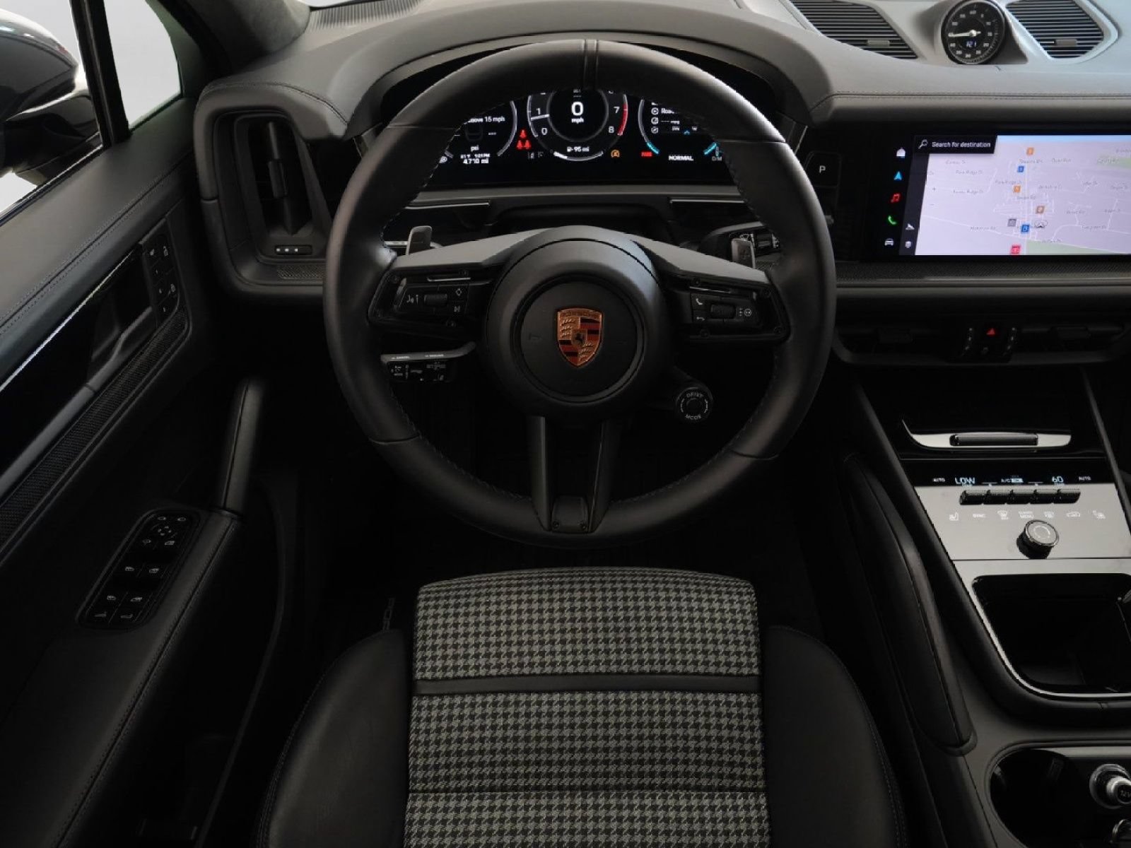 Used 2026 Porsche Cayenne GTS AWD/4WD image 33