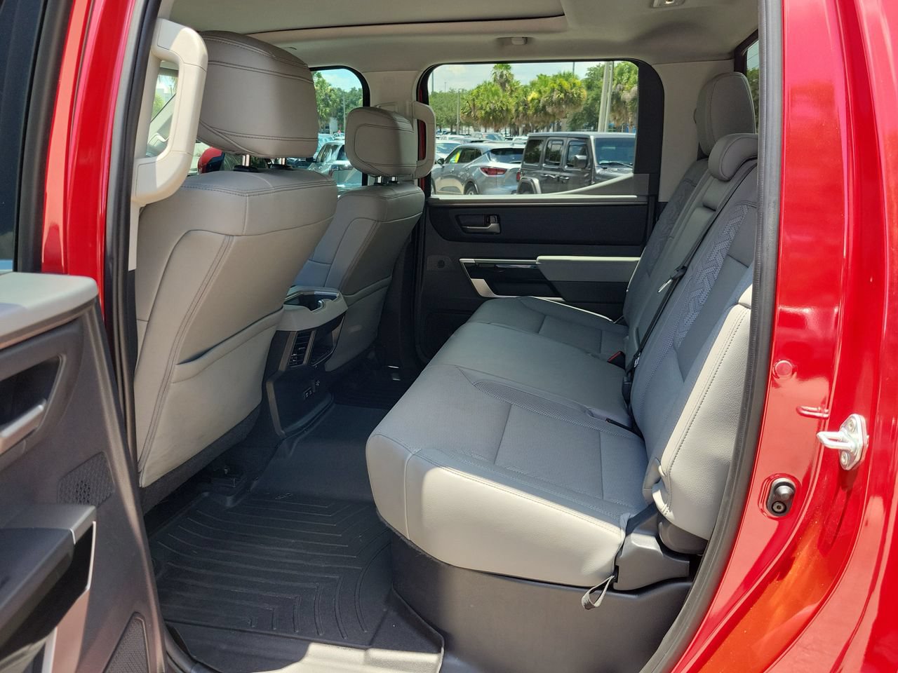 Used 2022 Toyota Tundra Limited RWD image 9