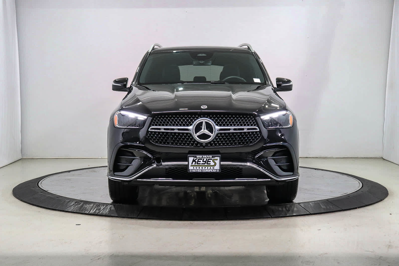 Certified 2026 Mercedes-Benz GLE 580 4MATIC image 6