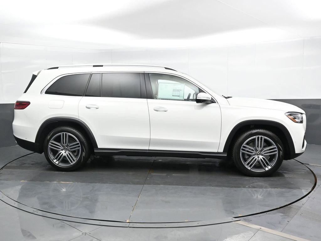 New 2025 Mercedes-Benz GLS 450 4MATIC image 3