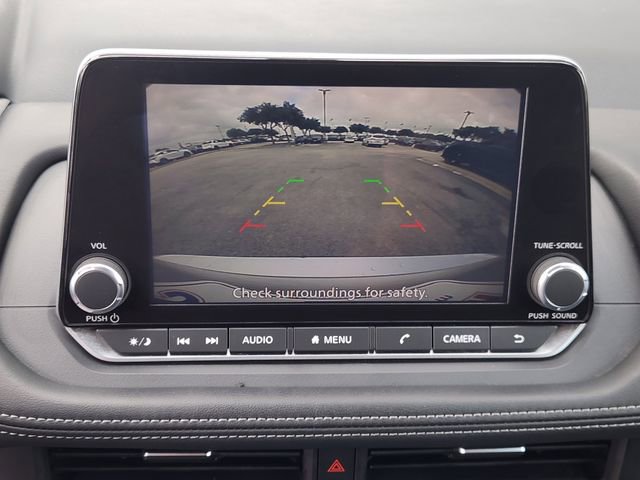 Used 2024 Nissan Rogue SV image 13