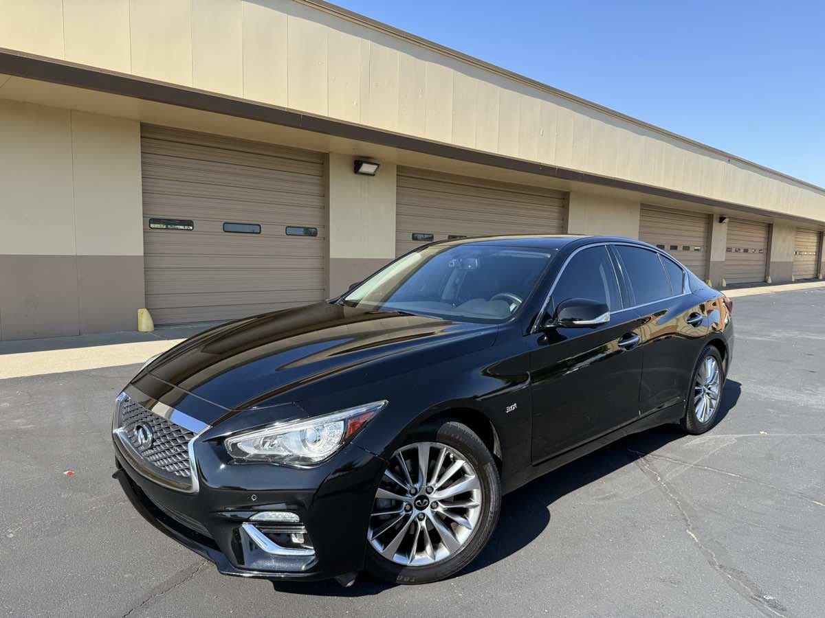 Used 2021 INFINITI Q50 Luxe RWD image 3