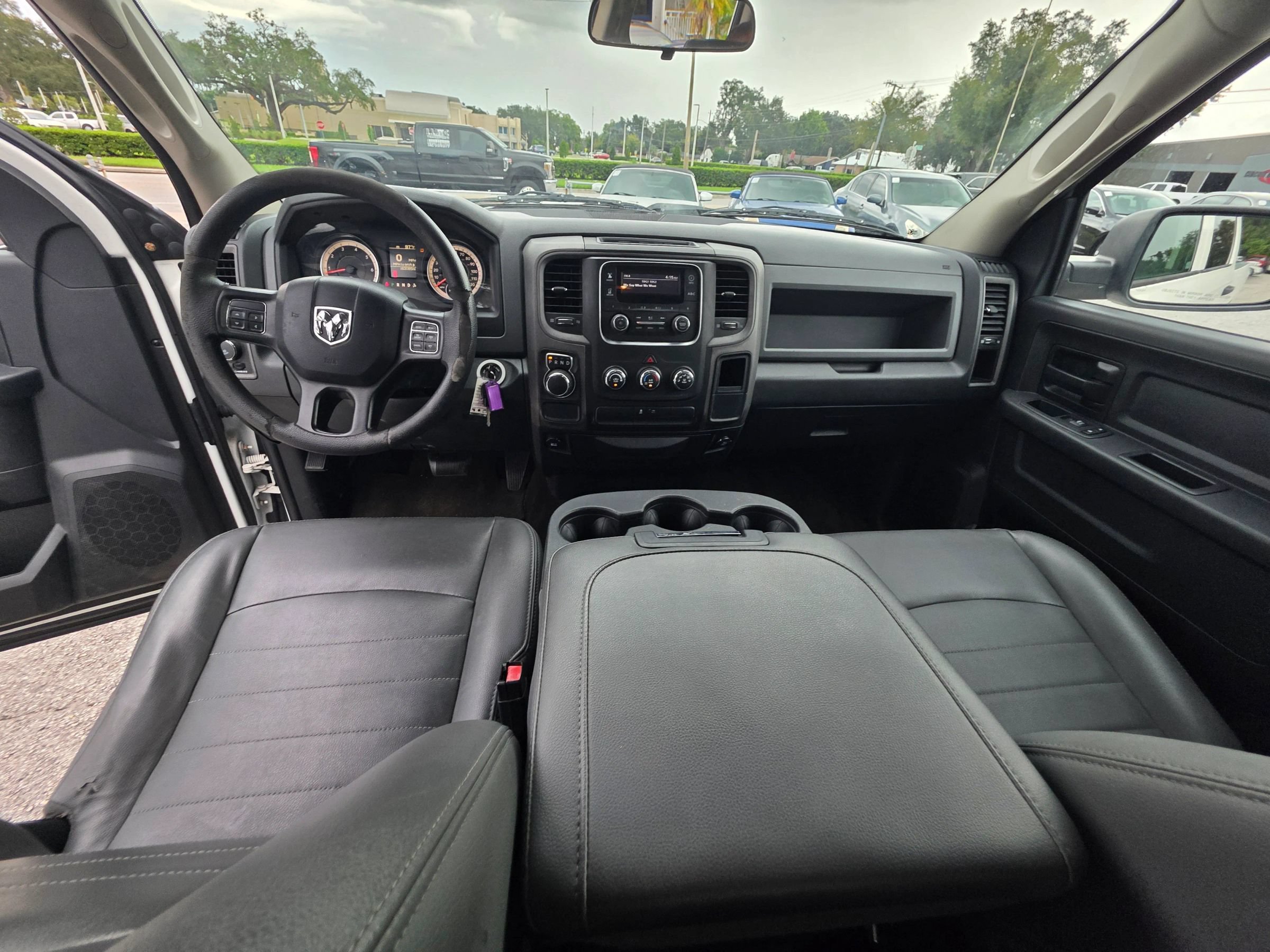 Used 2017 RAM 1500 Express RWD image 16