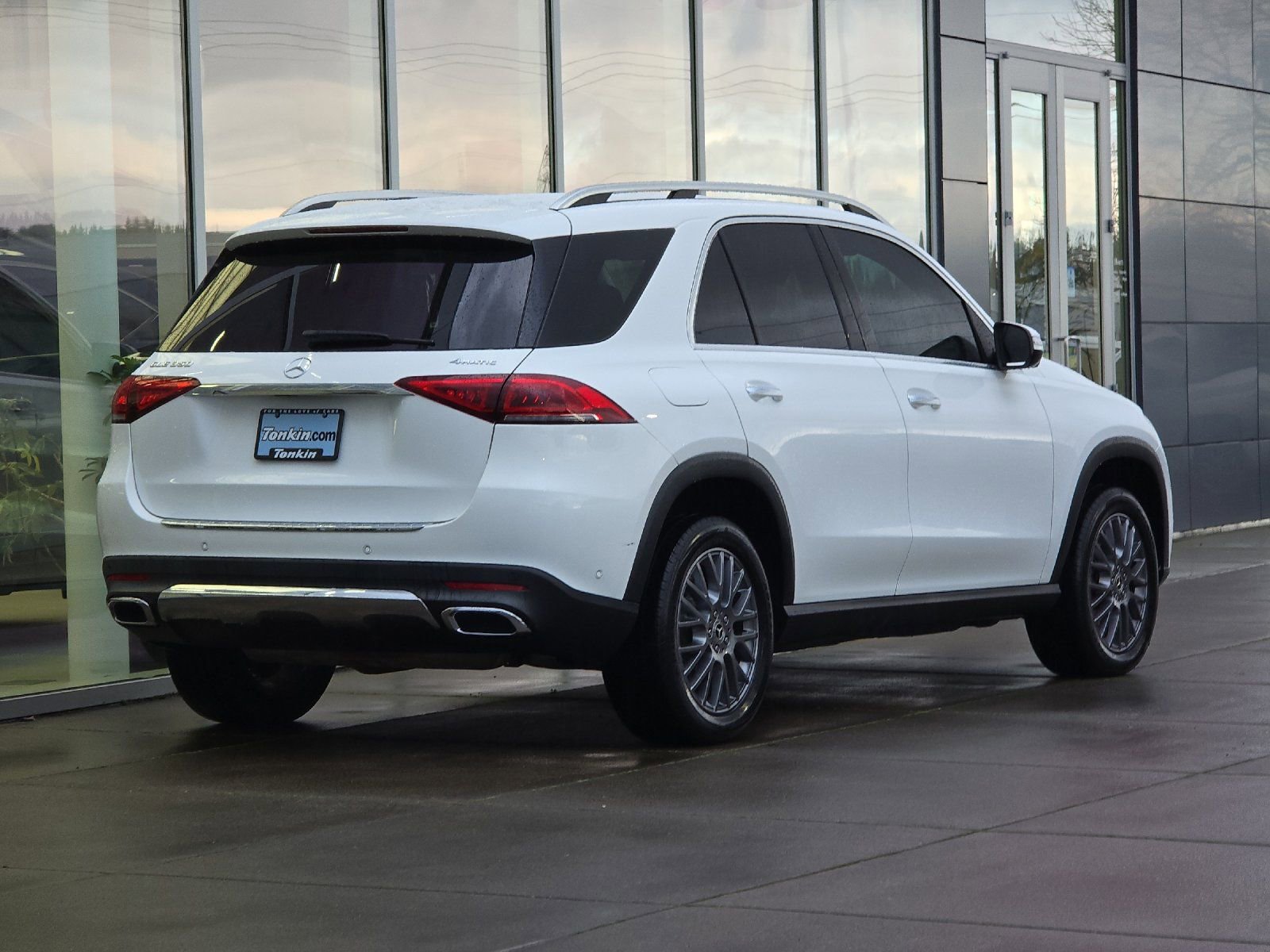 Used 2021 Mercedes-Benz GLE 350 4MATIC image 3