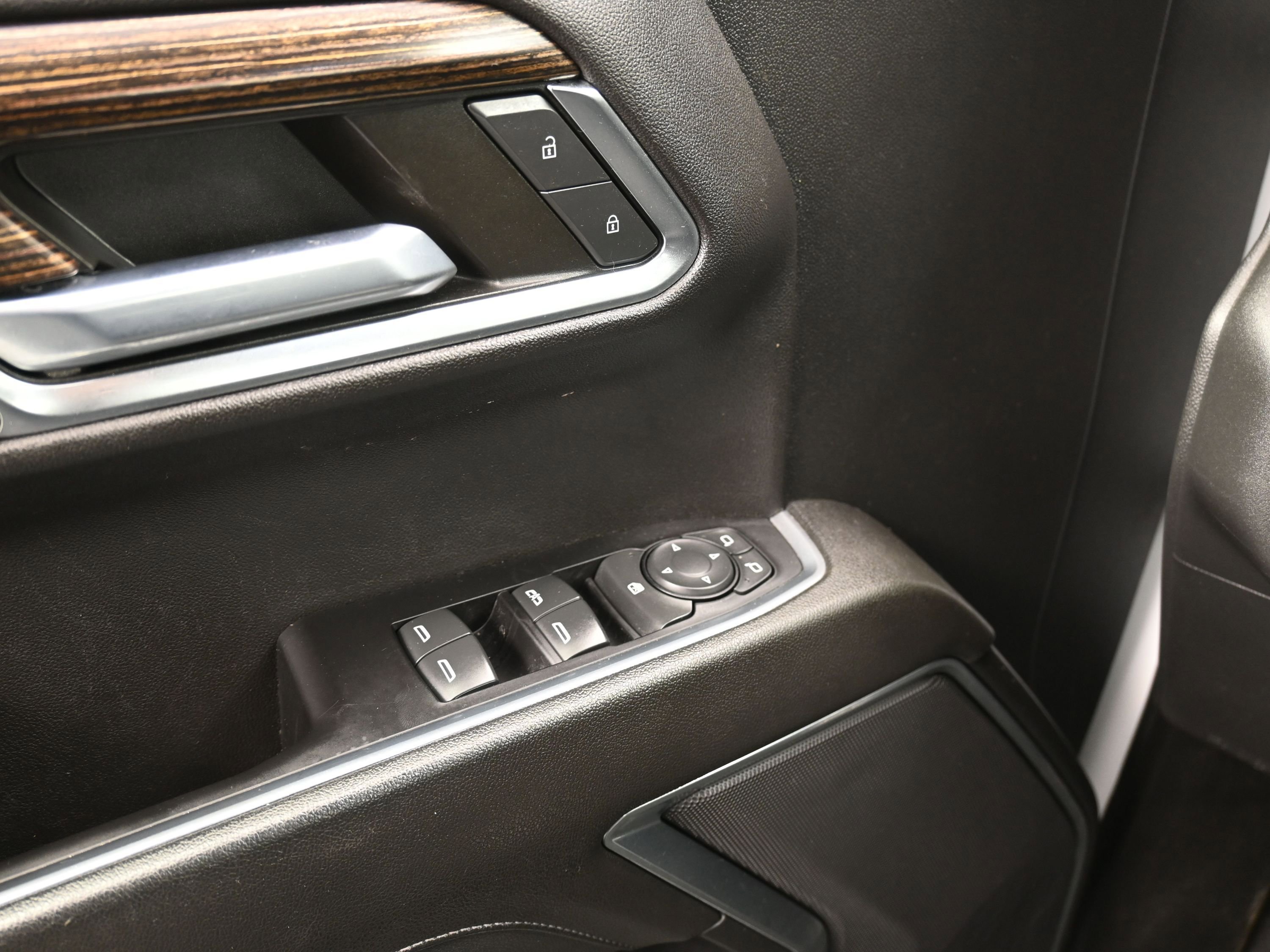 Used 2022 GMC Sierra 1500 Elevation image 30