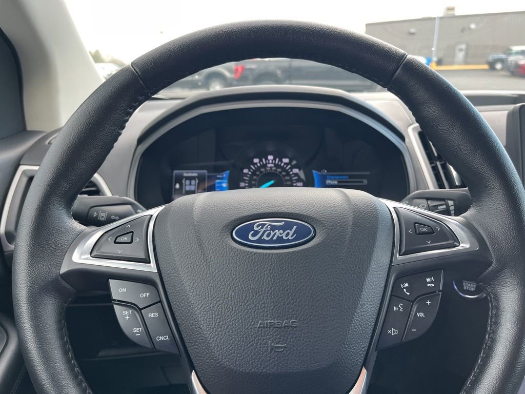Used 2022 Ford Edge SEL w/ Convenience Package AWD/4WD image 15
