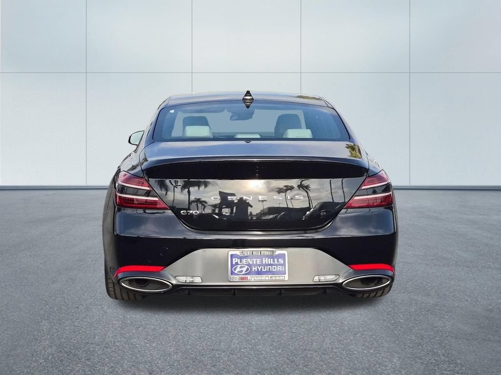 Used 2025 Genesis G70 2.5T RWD image 5