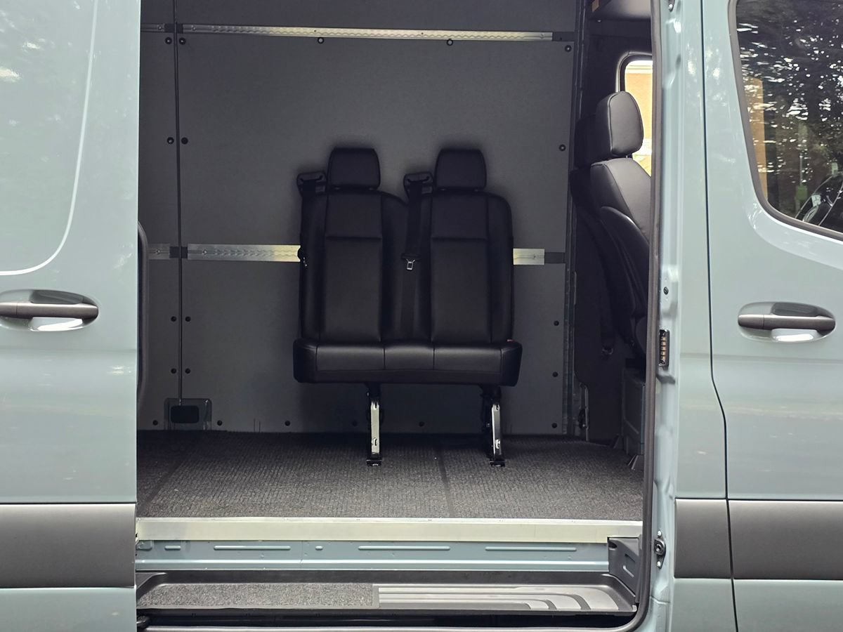 Used 2026 Mercedes-Benz Sprinter 2500 image 14