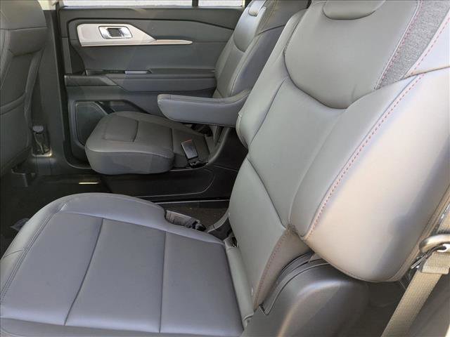 New 2026 Ford Explorer Active w/ Active Comfort Package image 14