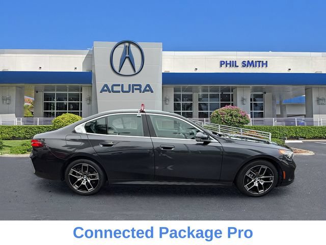 Used 2026 BMW 530i RWD image 5