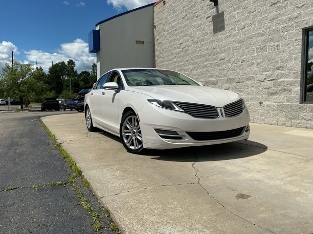 Used 2014 Lincoln MKZ AWD w/ Equipment Group 101A Select