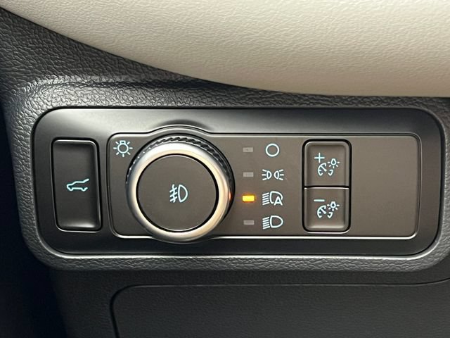 New 2026 Ford Explorer Active w/ Active Comfort Package AWD/4WD image 17