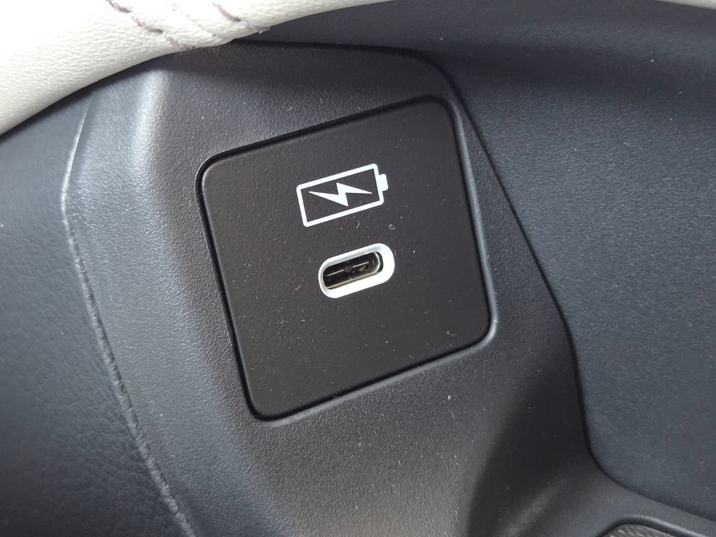 New 2027 Honda HR-V EX-L image 13