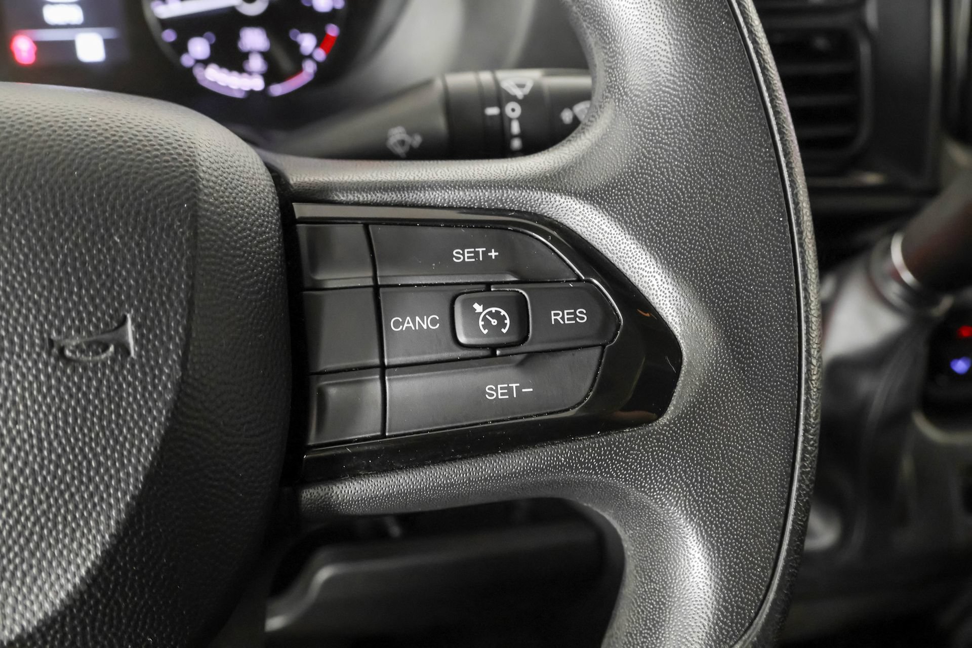 Used 2023 RAM ProMaster 2500 FWD image 28