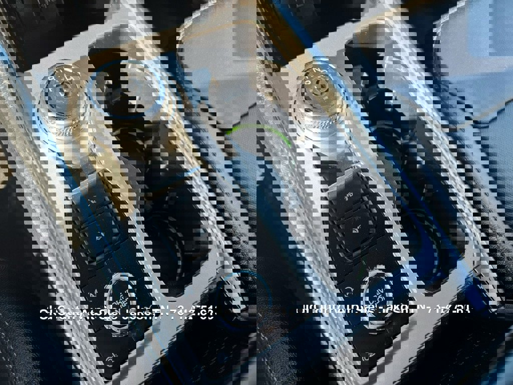 Used 2021 Ford Explorer Limited w/ Equipment Group 301A image 38