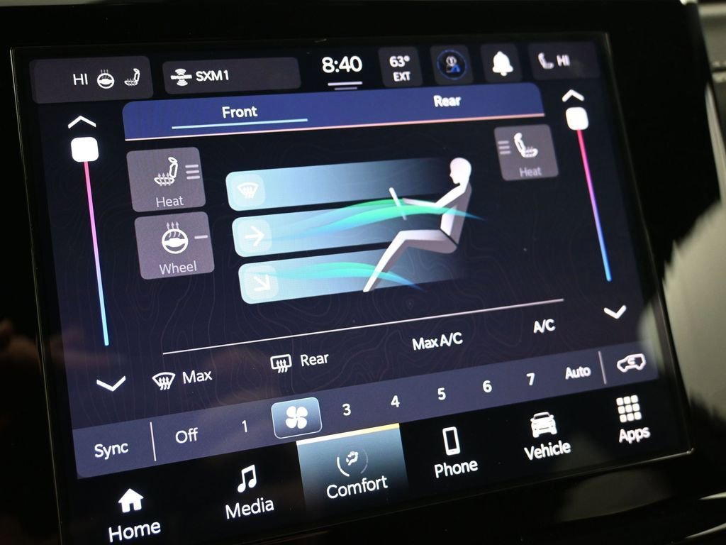 Used 2025 Jeep Grand Cherokee L Altitude image 19