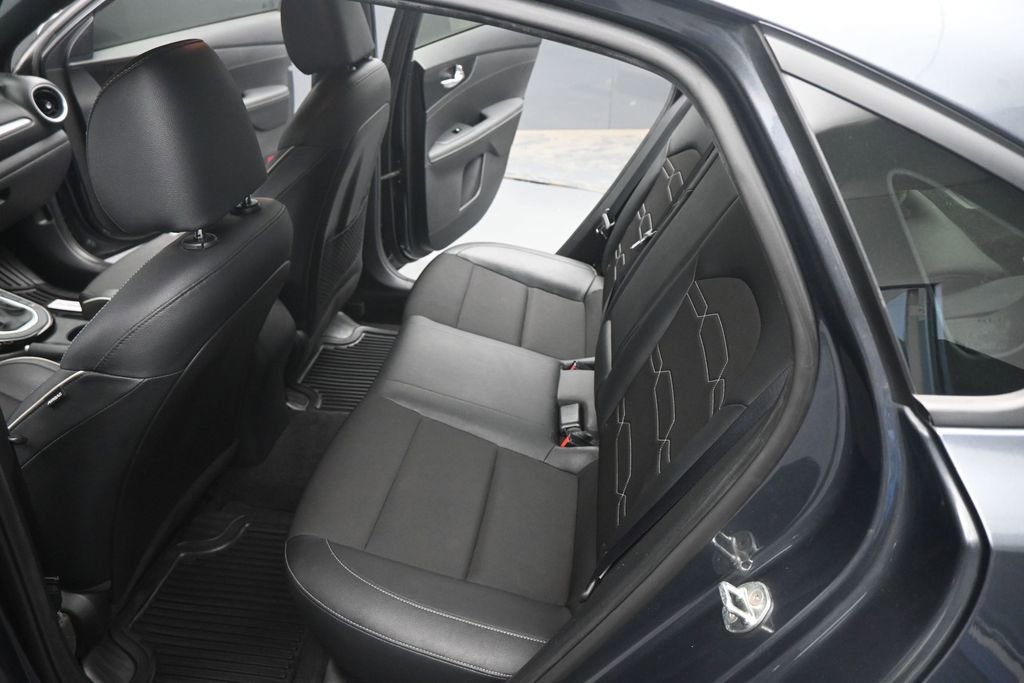 Used 2023 Kia Forte GT-Line FWD image 16