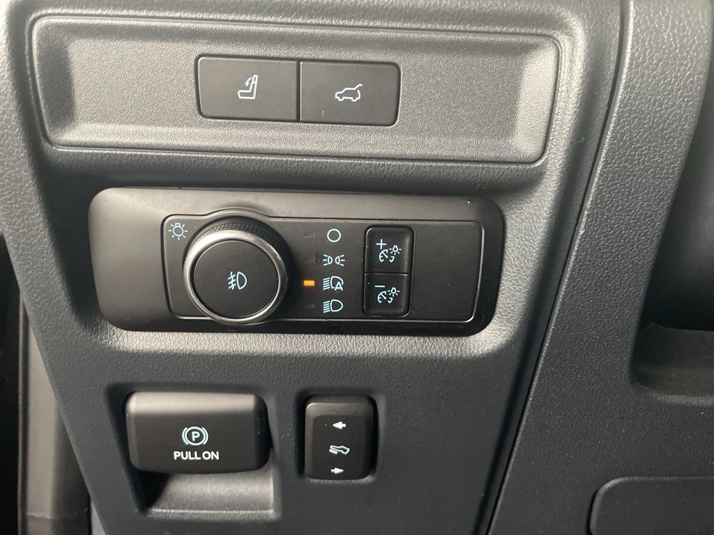 Used 2022 Ford Expedition XLT image 17