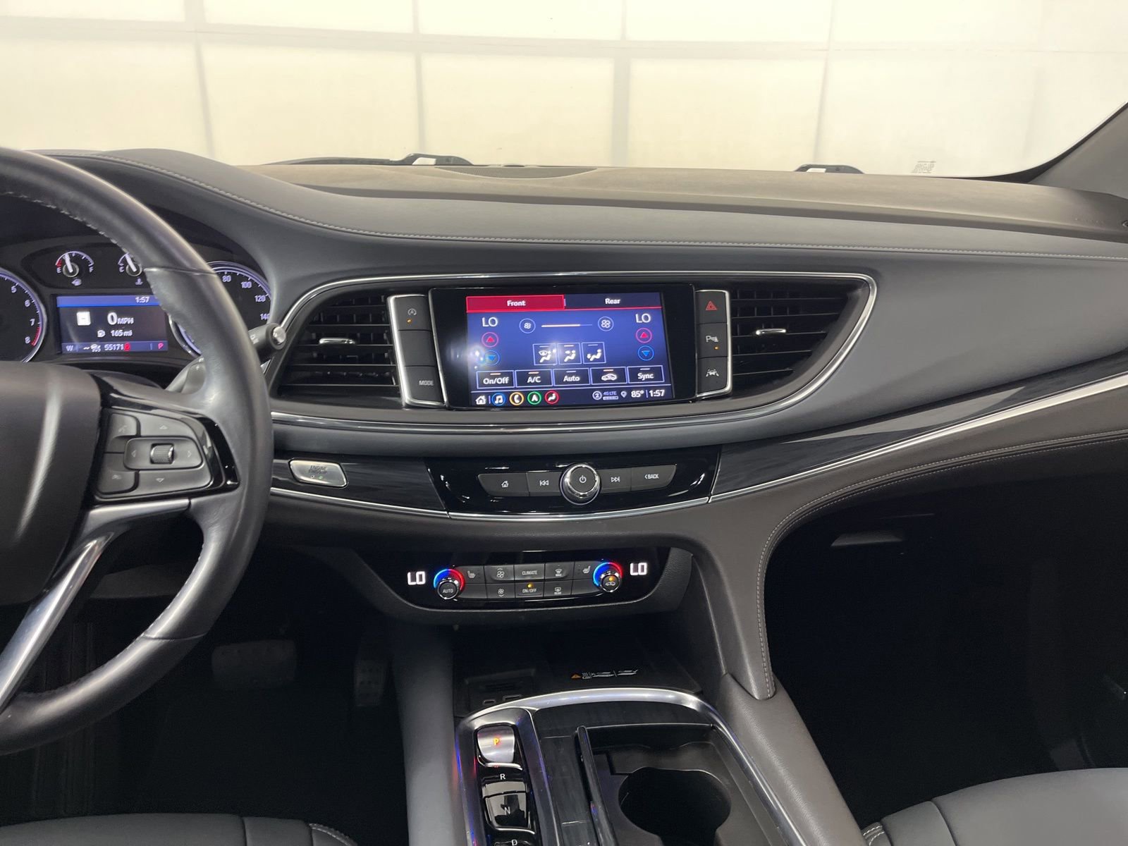 Used 2022 Buick Enclave Essence w/ Sport Touring Edition FWD image 10