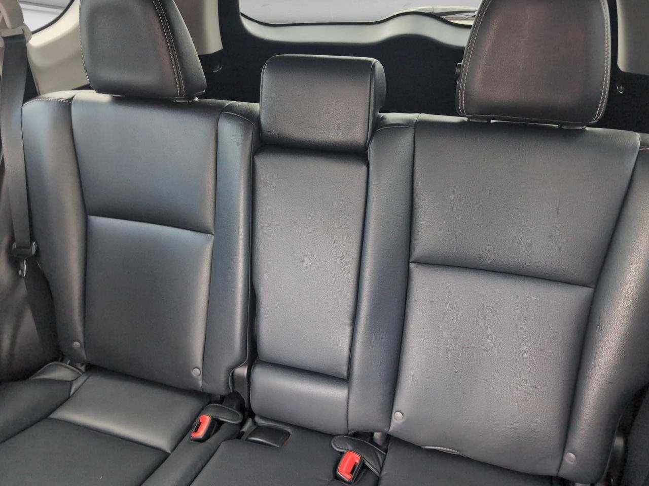 Used 2015 Toyota RAV4 Limited FWD image 29