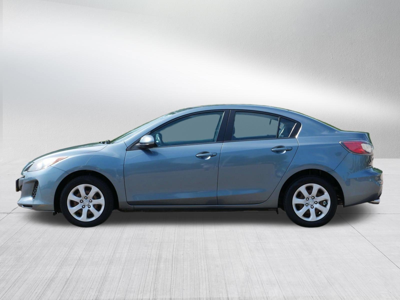 Used 2013 MAZDA MAZDA3 i Sport FWD image 4