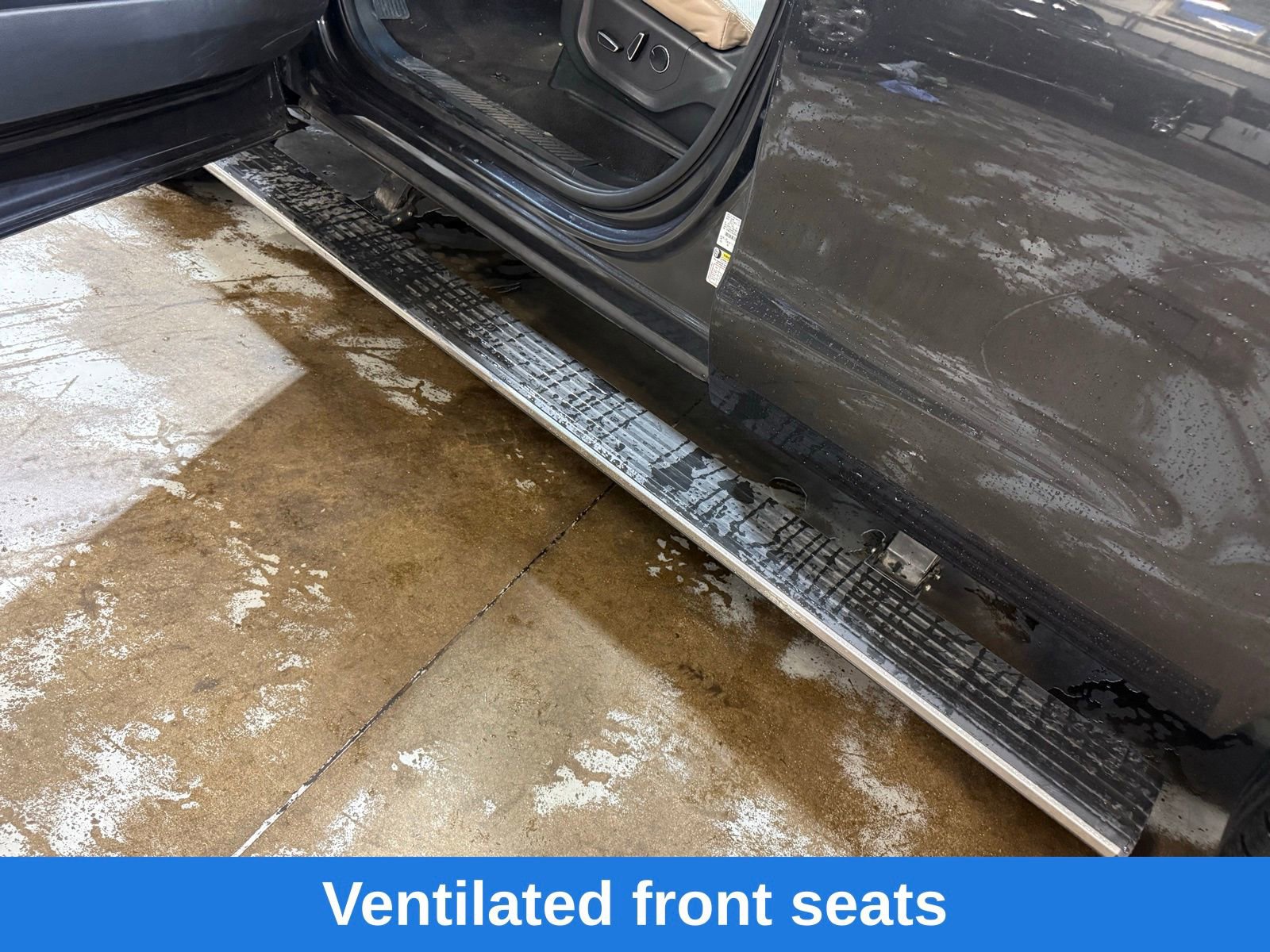 Used 2024 Ford Expedition Limited AWD/4WD image 44