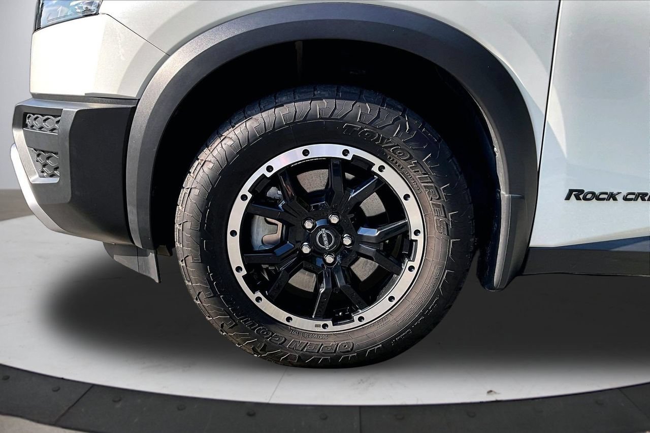 Used 2024 Nissan Pathfinder Rock Creek AWD/4WD image 32
