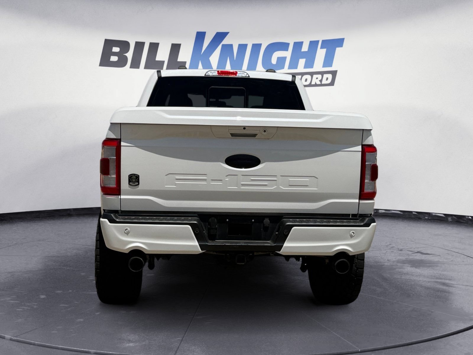 Used 2023 Ford F150 Lariat w/ Equipment Group 502A High AWD/4WD image 4