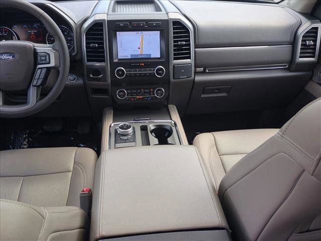 Used 2021 Ford Expedition XLT image 19