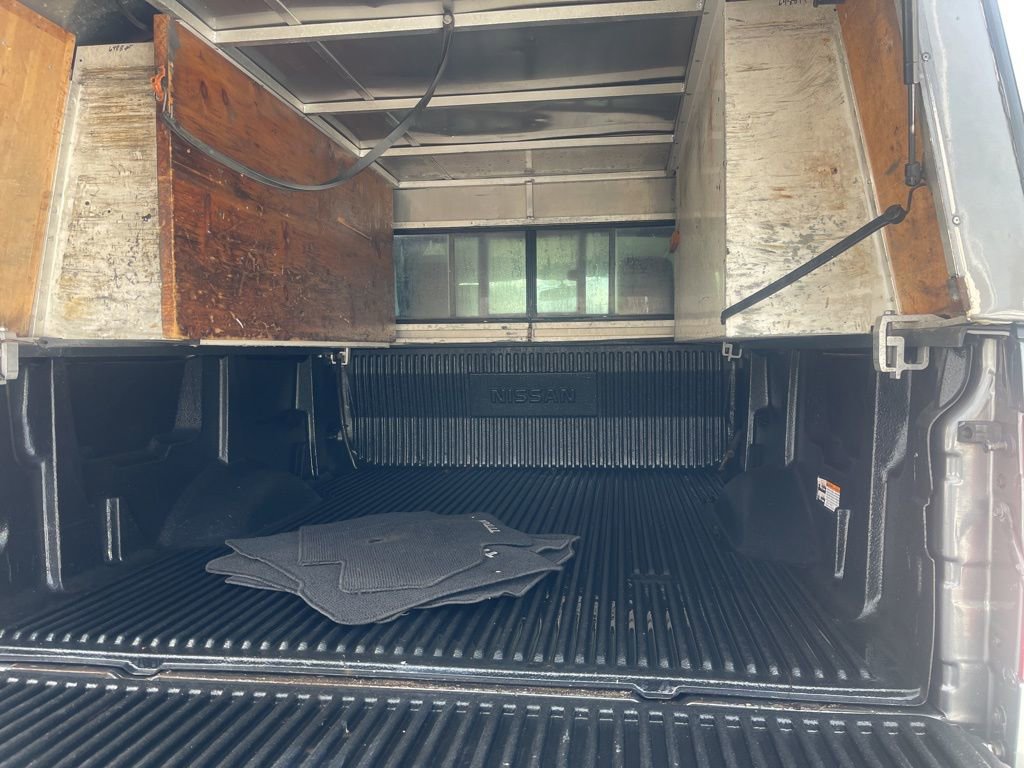 Used 2014 Nissan Titan SV w/ SV Value Truck Package image 21