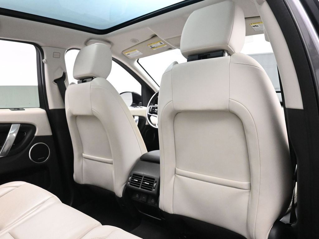 Used 2022 Land Rover Discovery Sport S image 23
