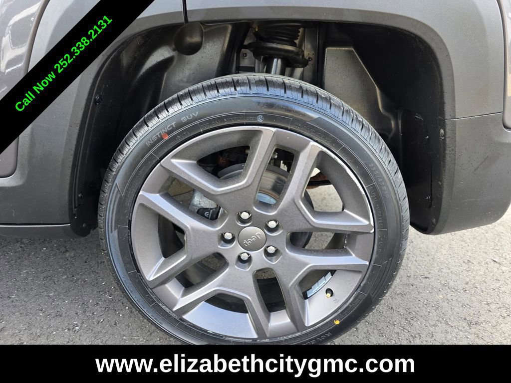 Used 2021 Jeep Renegade Latitude w/ Convenience Group AWD/4WD image 10