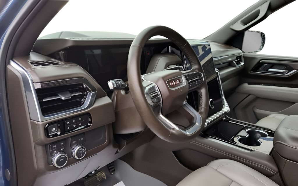 Used 2025 GMC Yukon XL Elevation AWD/4WD image 22