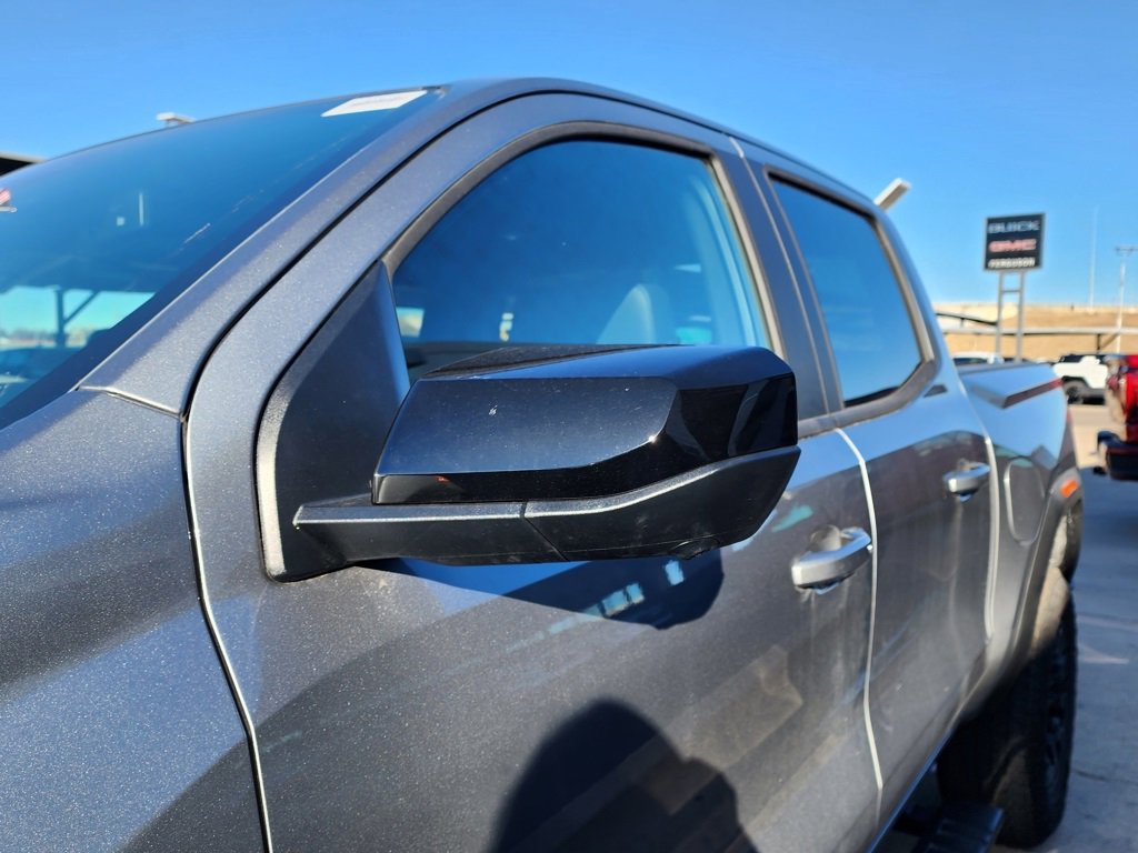 New 2026 GMC Canyon Elevation w/ Convenience Package image 12