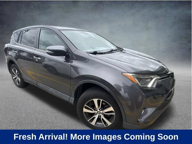 Used 2018 Toyota RAV4 XLE FWD image 1