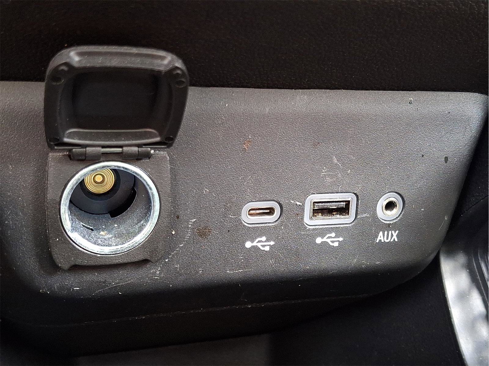 Used 2022 Chevrolet TrailBlazer LT w/ Sun and Liftgate Package AWD/4WD image 52