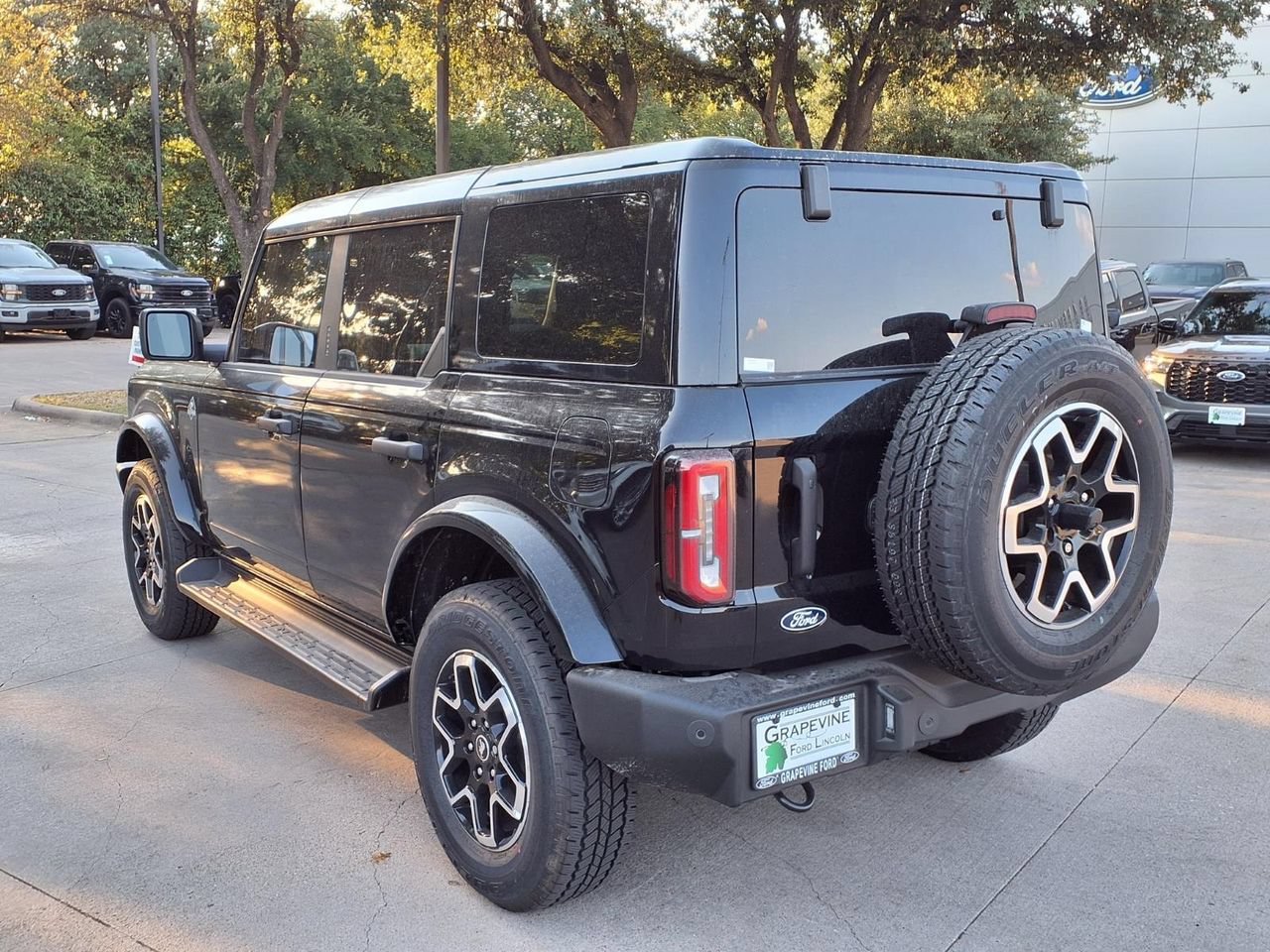 New 2026 Ford Bronco Outer Banks AWD/4WD image 6