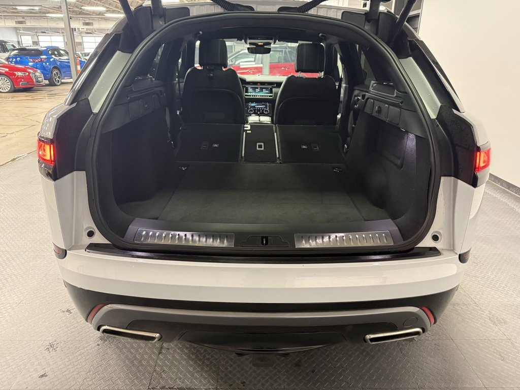 Used 2020 Land Rover Range Rover Velar R-Dynamic HSE image 24