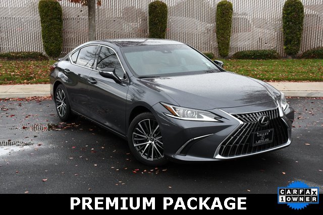 Used 2024 Lexus ES 300h w/ Premium Package