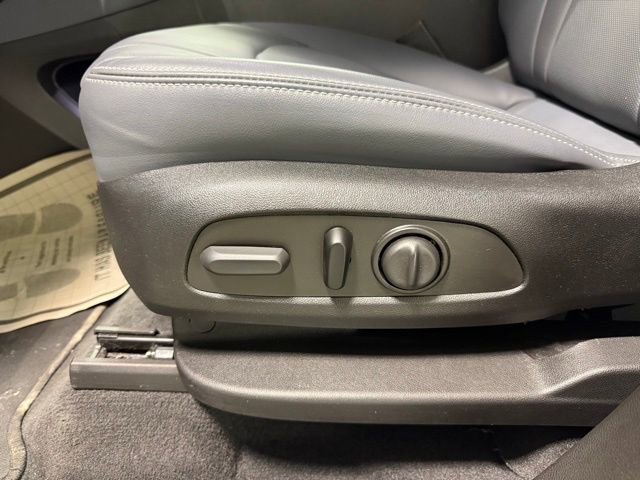 Certified 2024 Buick Enclave Essence image 14