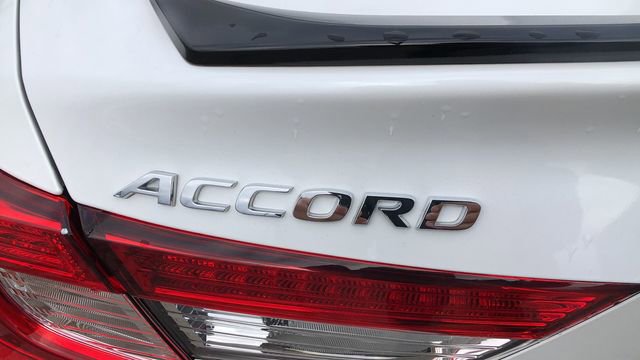 Used 2022 Honda Accord Sport image 32