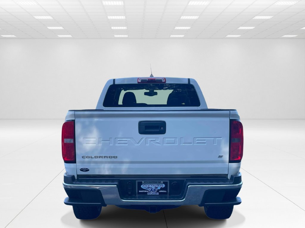 Used 2022 Chevrolet Colorado LT w/ Chrome Appearance Package AWD/4WD image 5